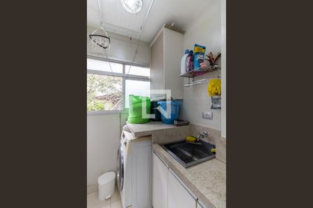 Apartamento para alugar com 60m², 3 quartos e 1 vagaÁrea de Serviço