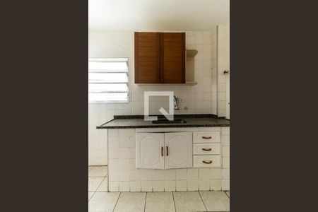 Apartamento à venda com 54m², 2 quartos e sem vaga Apartamento à venda com 54m², 2 quartos e sem vagaCozinha - Armários