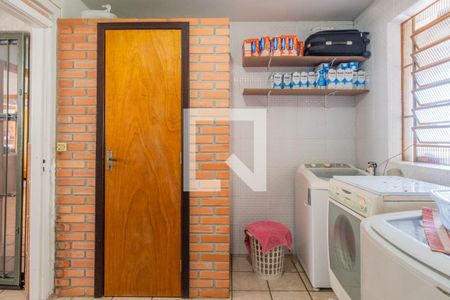 Casa à venda com 224m², 4 quartos e 1 vagaÁrea de Serviço