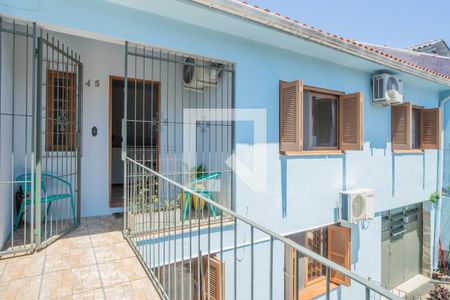 Casa à venda com 224m², 4 quartos e 1 vagaEntrada
