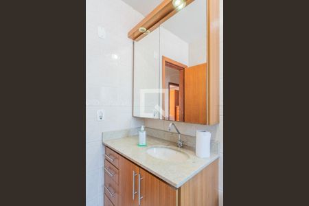 Casa à venda com 224m², 4 quartos e 1 vagaBanheiro Social 1