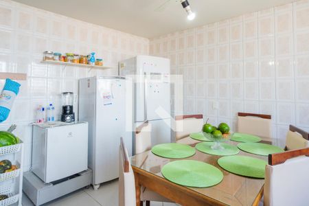 Casa à venda com 224m², 4 quartos e 1 vagaCozinha