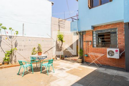 Casa à venda com 224m², 4 quartos e 1 vagaQuintal