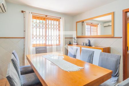 Sala de Jantar de casa à venda com 4 quartos, 224m² em Vila Nova, Porto Alegre
