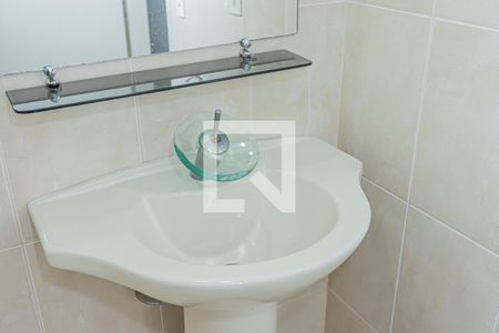 Casa para alugar com 130m², 3 quartos e 2 vagas Casa para alugar com 130m², 3 quartos e 2 vagasBanheiro suite