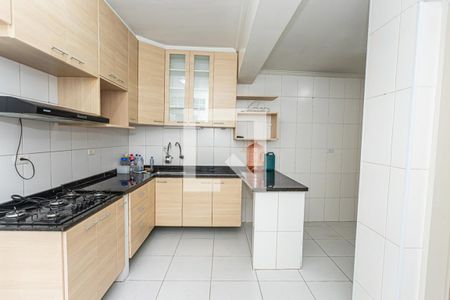 Casa para alugar com 130m², 3 quartos e 2 vagas Casa para alugar com 130m², 3 quartos e 2 vagasCozinha