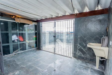 Casa para alugar com 130m², 3 quartos e 2 vagas Casa para alugar com 130m², 3 quartos e 2 vagasÁrea de Serviço