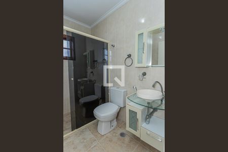 Casa para alugar com 130m², 3 quartos e 2 vagas Casa para alugar com 130m², 3 quartos e 2 vagasBanheiro Social