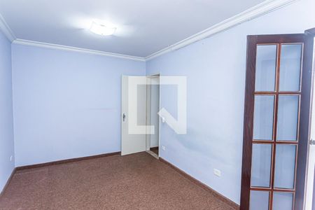 Quarto 1 de casa para alugar com 3 quartos, 130m² em Vila Ramos, São Paulo