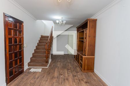 Sala de casa para alugar com 3 quartos, 130m² em Vila Ramos, São Paulo