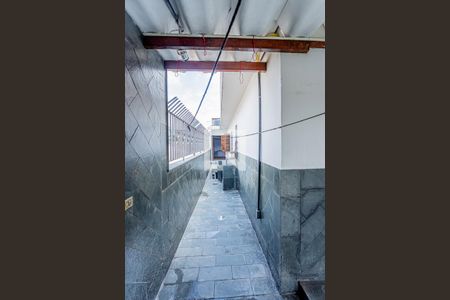 Casa para alugar com 130m², 3 quartos e 2 vagas Casa para alugar com 130m², 3 quartos e 2 vagasCorredor