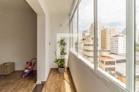 Sala de apartamento para alugar com 3 quartos, 120m² em Bela Vista, São Paulo