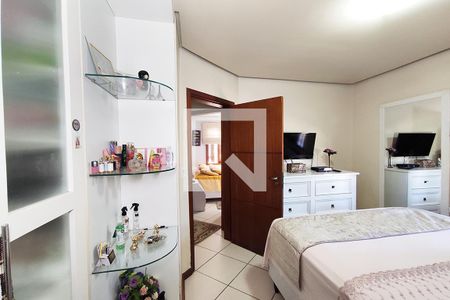 Casa à venda com 210m², 3 quartos e 3 vagasQuarto 3