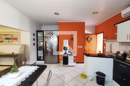 Casa à venda com 210m², 3 quartos e 3 vagasCozinha