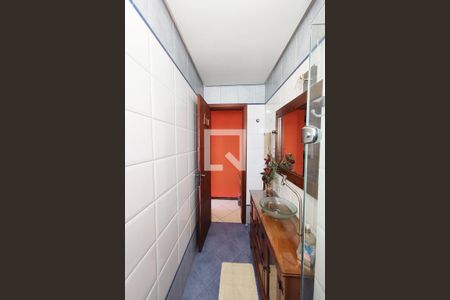 Casa à venda com 210m², 3 quartos e 3 vagasBanheiro 2