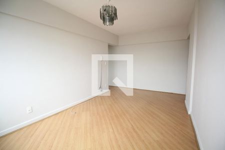 Apartamento à venda com 73m², 2 quartos e sem vagaSala