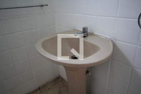 Apartamento à venda com 73m², 2 quartos e sem vagaBanheiro