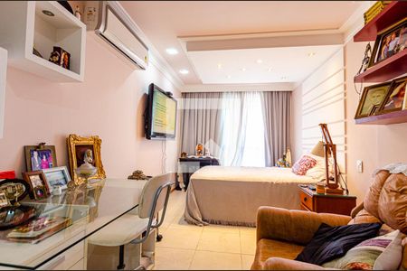 Apartamento à venda com 420m², 4 quartos e 6 vagas Apartamento à venda com 420m², 4 quartos e 6 vagasSuite 4