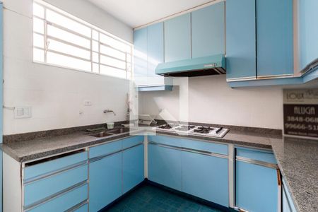 Casa à venda com 270m², 3 quartos e 8 vagasCozinha