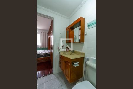 Apartamento para alugar com 74m², 2 quartos e 1 vaga Apartamento para alugar com 74m², 2 quartos e 1 vagaBanheiro da suíte