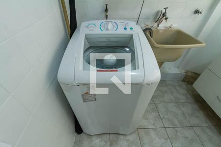 Apartamento para alugar com 74m², 2 quartos e 1 vaga Apartamento para alugar com 74m², 2 quartos e 1 vagaMaquina de lavar