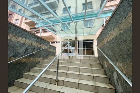 Apartamento para alugar com 74m², 2 quartos e 1 vagaEntrada