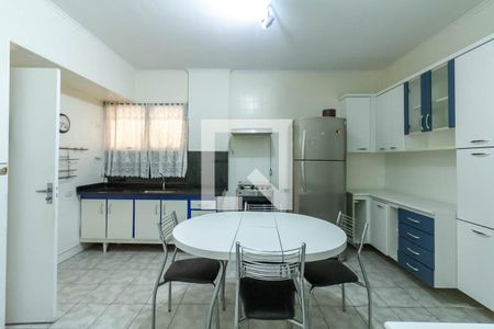 Apartamento para alugar com 74m², 2 quartos e 1 vaga Apartamento para alugar com 74m², 2 quartos e 1 vagaCozinha