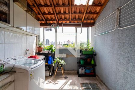 Casa à venda com 150m², 3 quartos e 2 vagas3o. Andar - Área de serviço