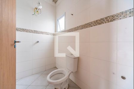 Banheiro  de apartamento à venda com 2 quartos, 45m² em Parque Gerassi, Santo André