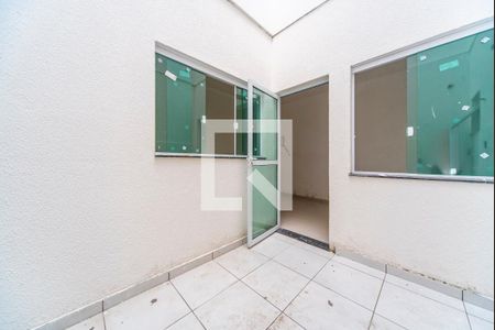 Apartamento à venda com 45m², 2 quartos e 1 vagaÁrea de Serviço