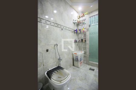 Casa à venda com 600m², 5 quartos e 6 vagasBanheiro Social