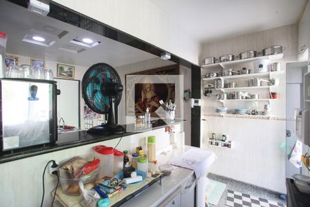 Casa à venda com 600m², 5 quartos e 6 vagasCozinha