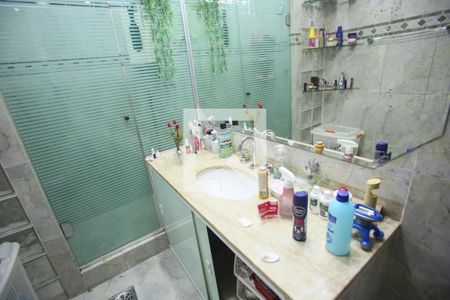 Casa à venda com 600m², 5 quartos e 6 vagasBanheiro Social