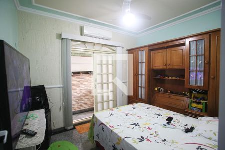 Casa à venda com 600m², 5 quartos e 6 vagasQuarto 2