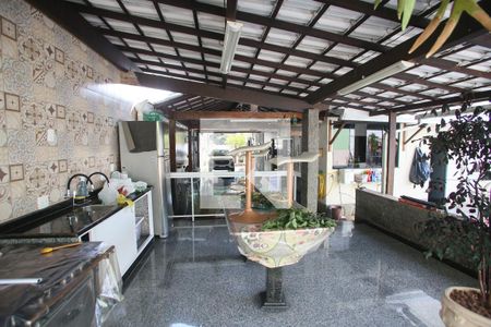 Casa à venda com 600m², 5 quartos e 6 vagasEspaço Gourmet