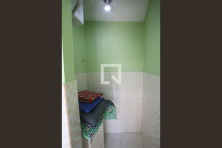 Casa à venda com 600m², 5 quartos e 6 vagasBanheiro da Sauna