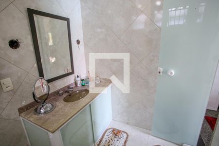 Casa à venda com 600m², 5 quartos e 6 vagasBanheiro da Suíte