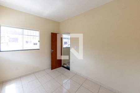 Quarto 1 de casa para alugar com 2 quartos, 80m² em Jardim Califórnia, Contagem