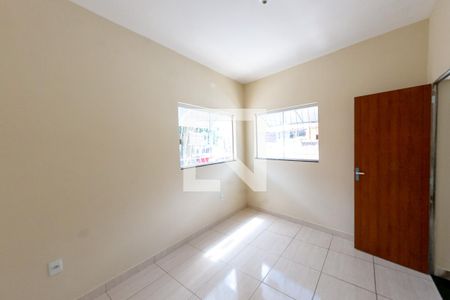 Quarto 1 de casa para alugar com 2 quartos, 80m² em Jardim Califórnia, Contagem