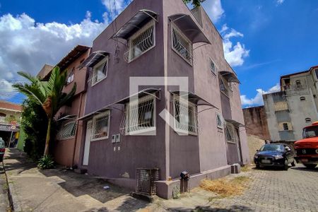 Casa para alugar com 80m², 2 quartos e sem vagaFachada