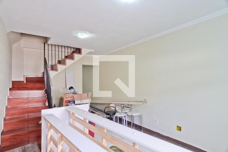 Sala de casa de condomínio à venda com 2 quartos, 100m² em Vila Marina, São Paulo