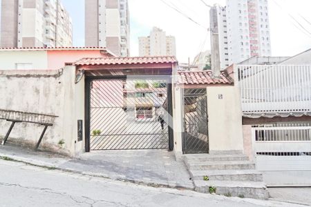 Casa de condomínio à venda com 100m², 2 quartos e 1 vagaFachada