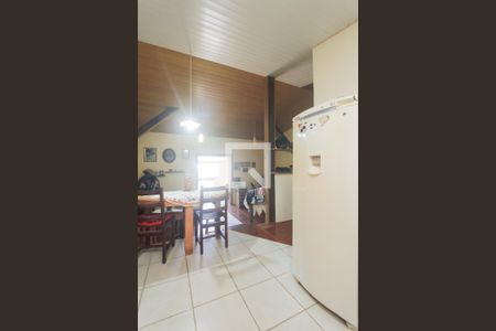Casa para alugar com 140m², 2 quartos e 2 vagasCOZINHA