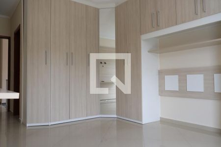 Casa à venda com 179m², 3 quartos e 3 vagassuite