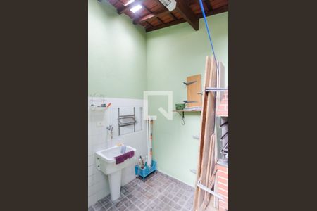 Casa para alugar com 104m², 2 quartos e 2 vagasÁrea de serviço