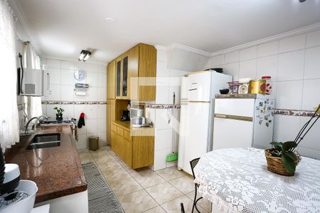 Casa à venda com 316m², 4 quartos e 5 vagas Casa à venda com 316m², 4 quartos e 5 vagasCozinha