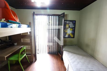 Casa à venda com 316m², 4 quartos e 5 vagas Casa à venda com 316m², 4 quartos e 5 vagassuíte 2