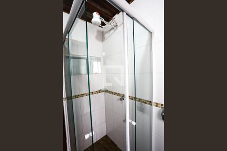 Casa à venda com 316m², 4 quartos e 5 vagas Casa à venda com 316m², 4 quartos e 5 vagasBanheiro da Suíte 2