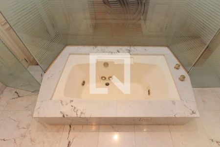 Apartamento à venda com 390m², 4 quartos e 5 vagas Apartamento à venda com 390m², 4 quartos e 5 vagasSuíte 4