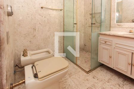 Apartamento à venda com 390m², 4 quartos e 5 vagas Apartamento à venda com 390m², 4 quartos e 5 vagasSuíte 2